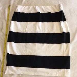Jennifer Lopez stretch skirt black white strips